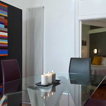 Elegant Apartment At Chiaia By Wonderful Italy Neapel Exterior foto