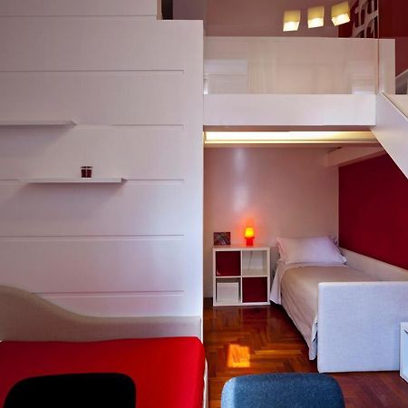 Elegant Apartment At Chiaia By Wonderful Italy Neapel Exterior foto