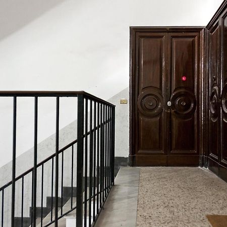Elegant Apartment At Chiaia By Wonderful Italy Neapel Exterior foto