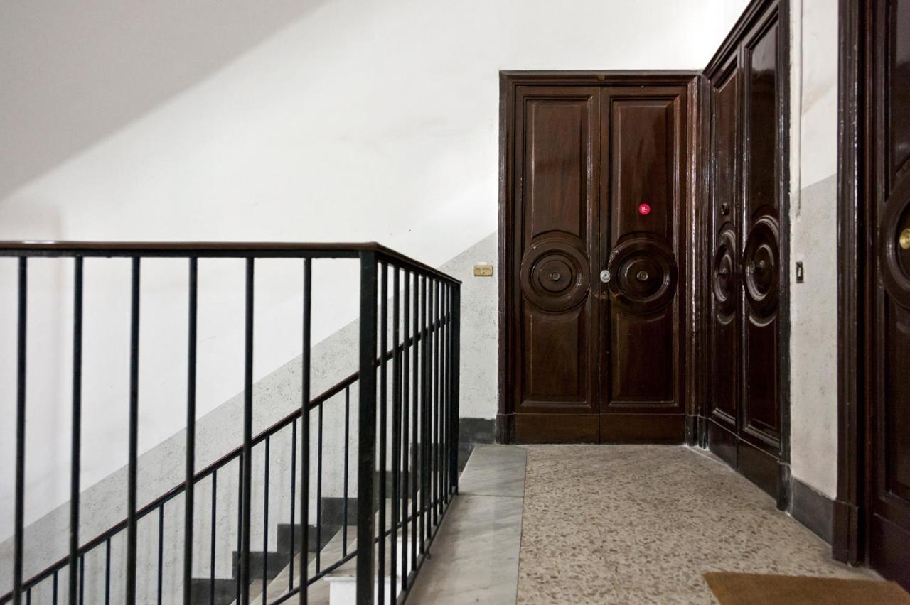 Elegant Apartment At Chiaia By Wonderful Italy Neapel Exterior foto